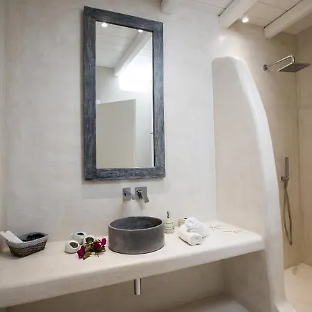 Gorgeous Studio In Cycladic Architecture Overlooking The Aegean